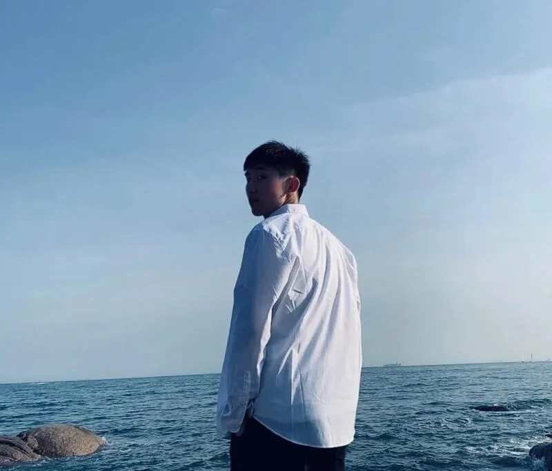 Tìm hiểu tác giả Henry Lee Tìm hiểu tác giả Henry Lee